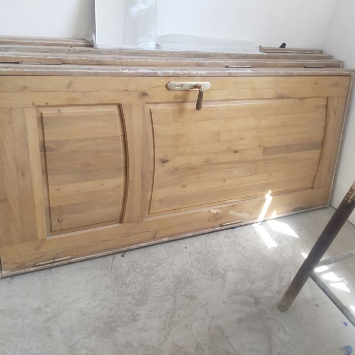 Продам двери в хорошом состояние