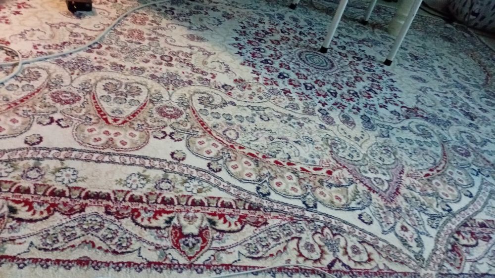 Продам ковер размер 2×4