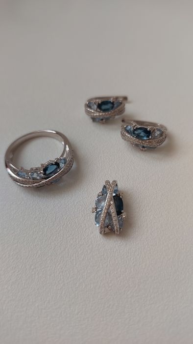 Новый комплект из серебра