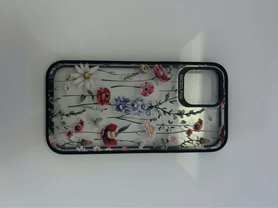 Калъфи за apple 12