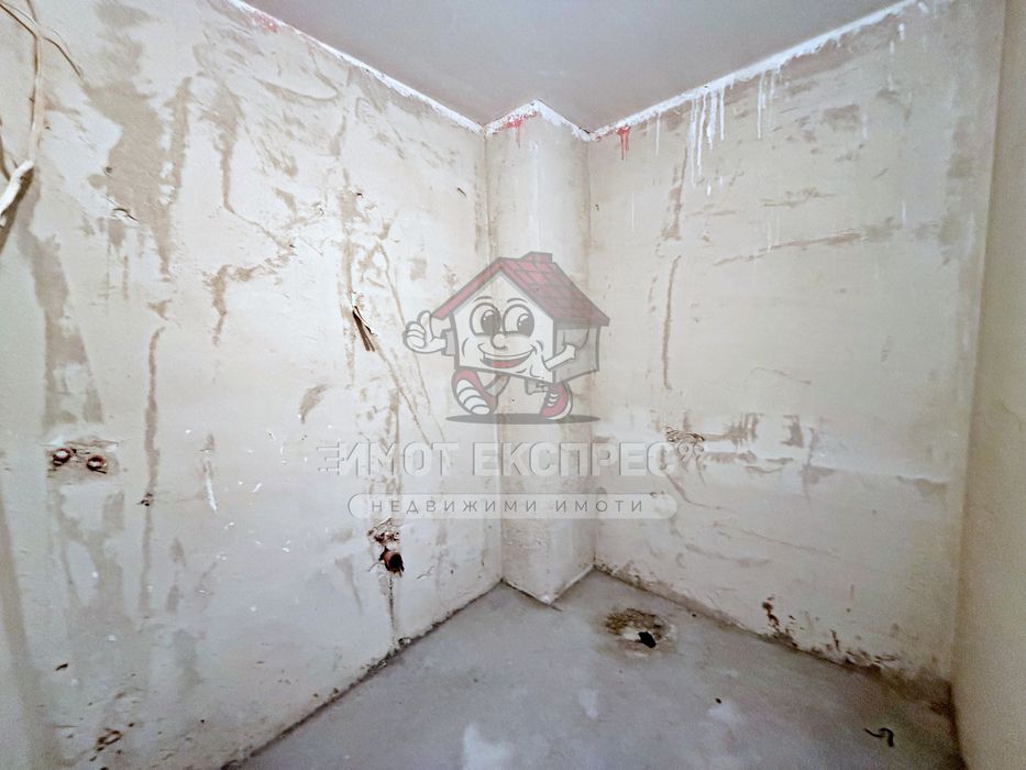 Продава се Тристаен апартамент в Асеновград - 125 кв.м за 908 €/кв.м - Снимка #10