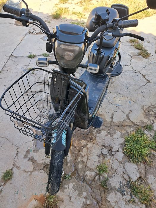 Продам скутер электро