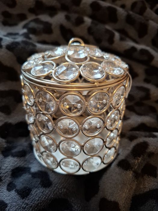 Кутия за бижута- нова