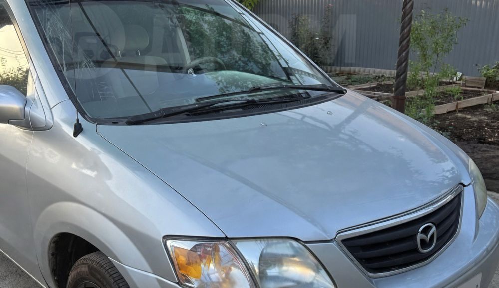Капот Mazda mpv 2000г