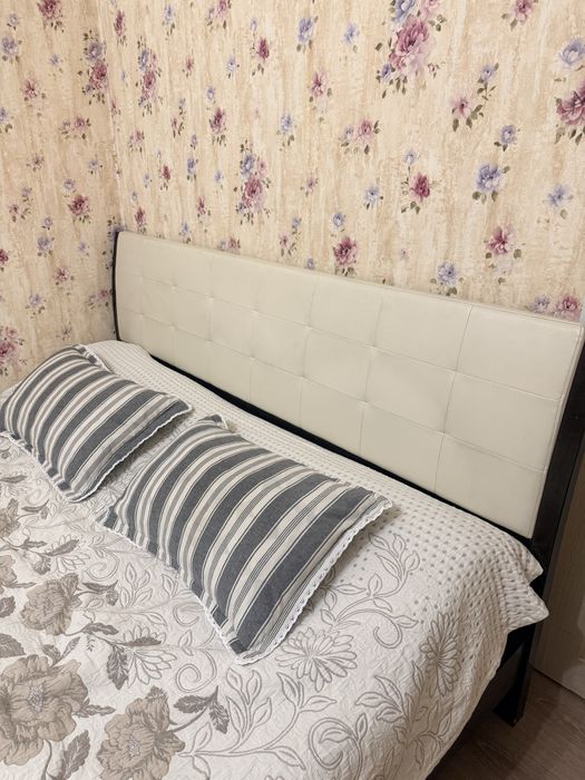 Продается кровать 180*200