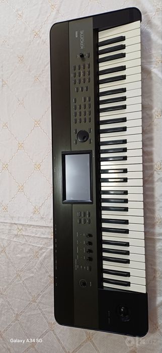 Korg Krome Ideal xolatda
Qo'shimcha: Pedali chexol bor
H