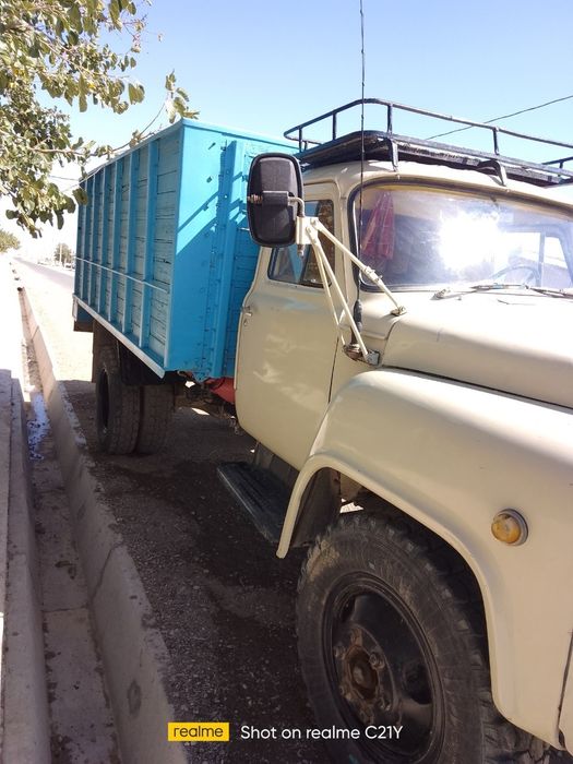 Gaz 53 sotiladi 1983 yil