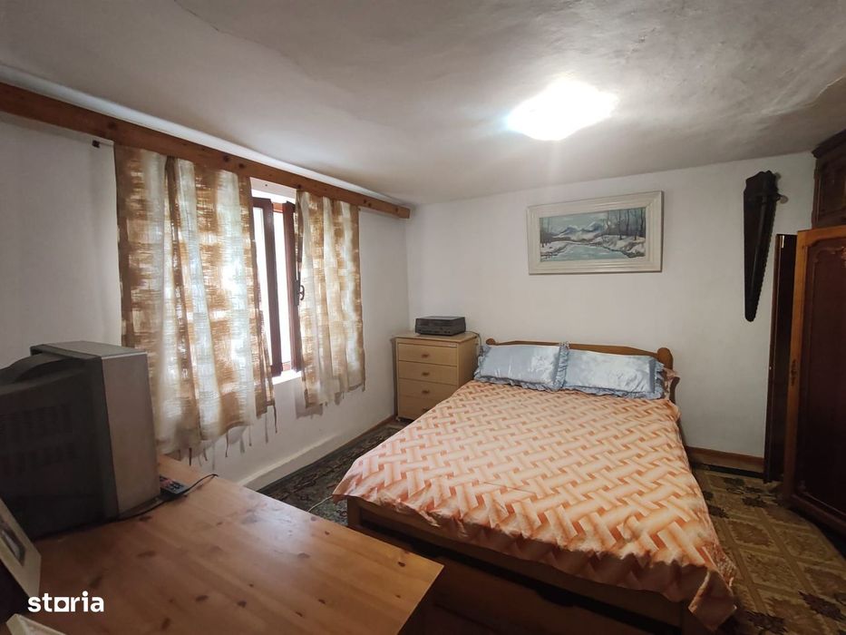 Casa si gradina-95000euro-Picioru Lupului-Comuna Ciurea