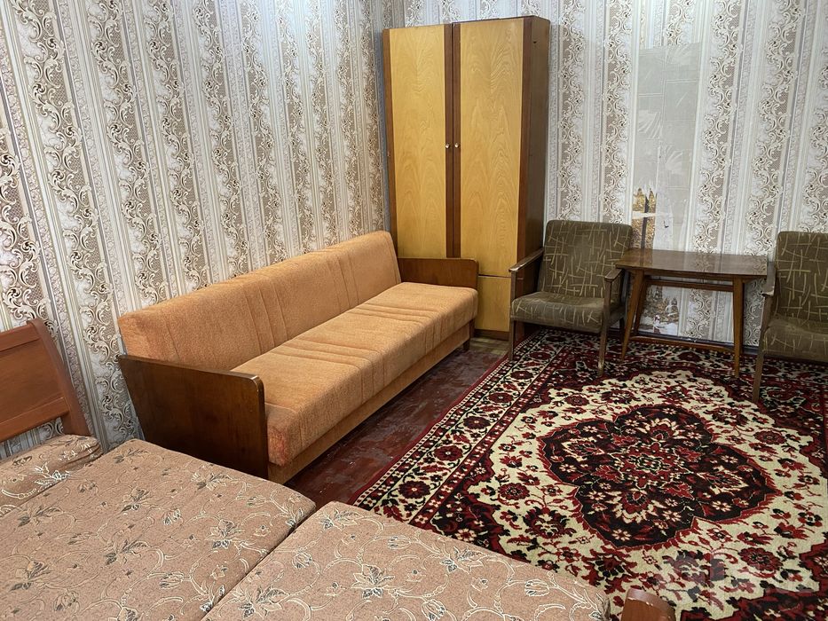 Сдам 1 ком квартиру на долгий срок.