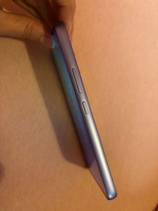 Продавам телефон Samsung A54