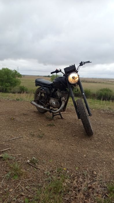 Продам мотоцикл Иж планета 5 кастом