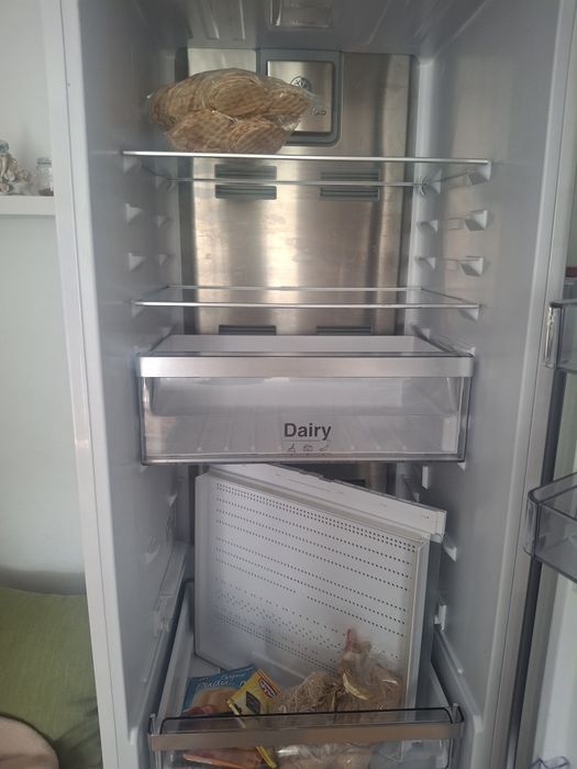 Frigider no frost incorporabil