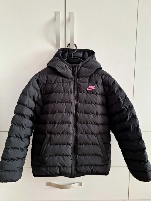 Зимно яке на NIKE