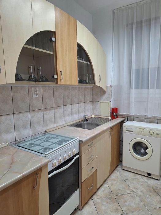 Apartament cu o camera de inchiriat — fotografia 1