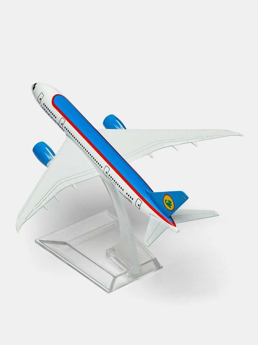 моделей самолетов, металл,коллекция,Uzb Airways,для офиса,nabor