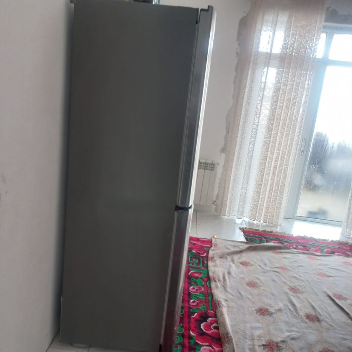 Холодильник LG...