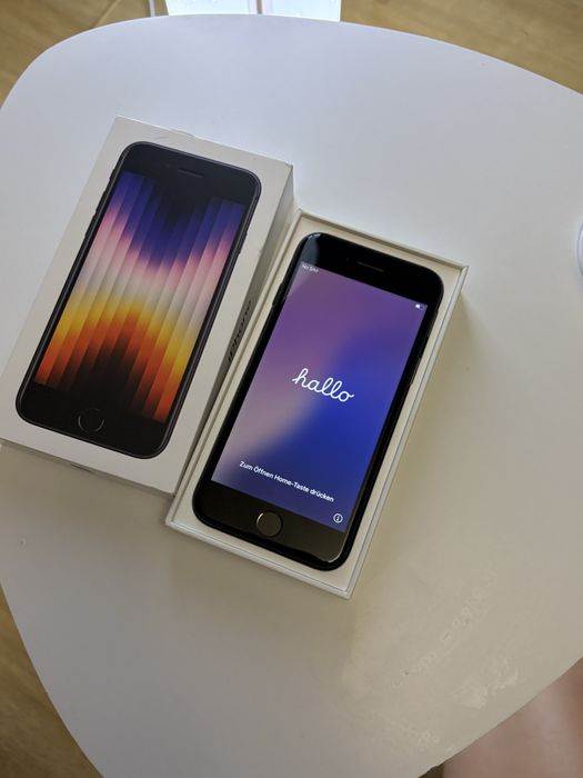 iPhone SE 2022 -Запазен !!!