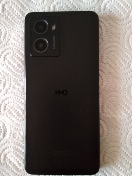 Продавам смартфон HMD Pulse .