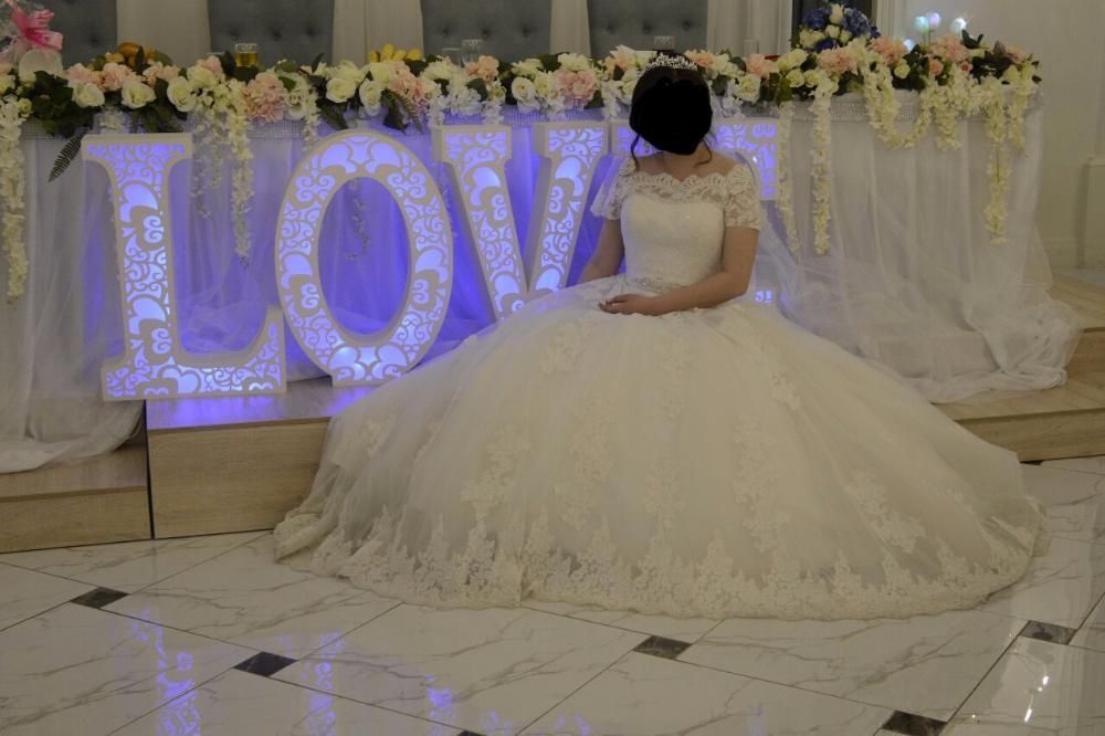 Продам свадебное платье