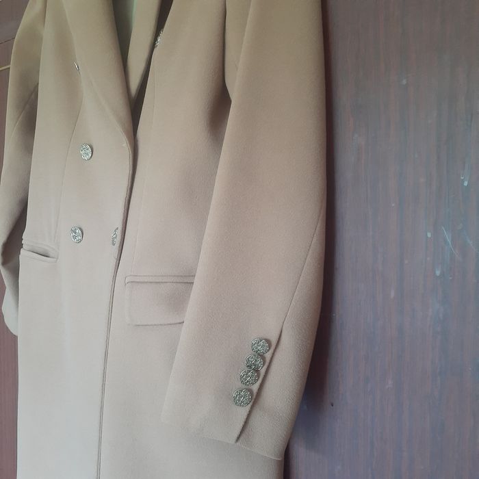 Продам женское пальто