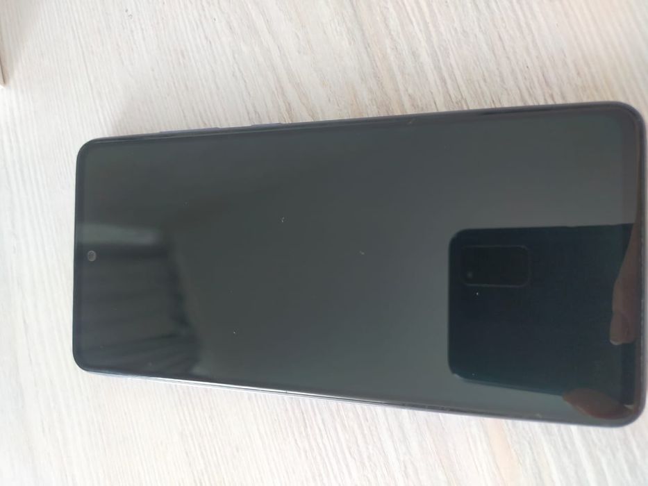 Продам самсунг а 52  память