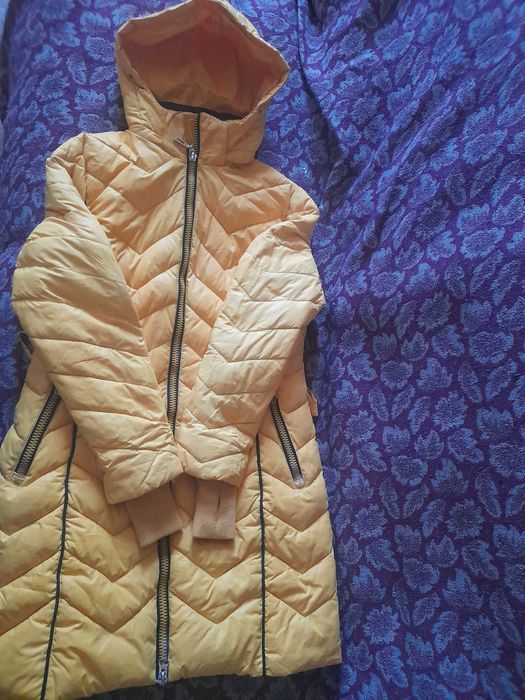 Продам пуховик женский