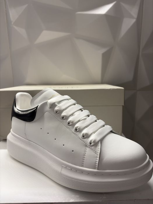 Alexander McQueen ALB 41