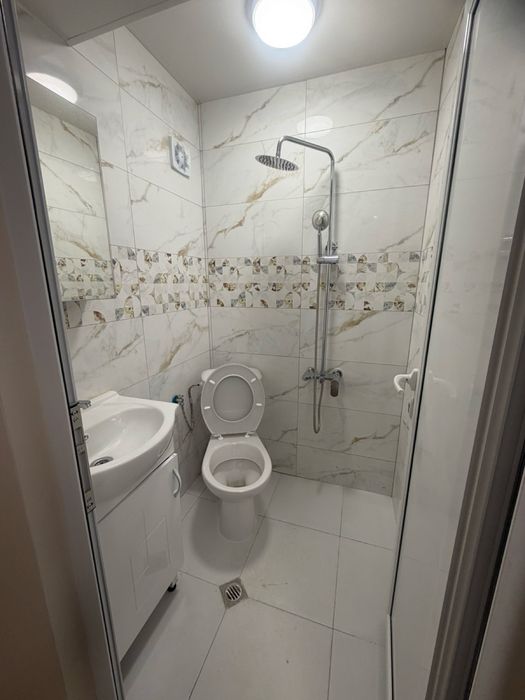 Тристаен апартамент, тухла, площад Левски