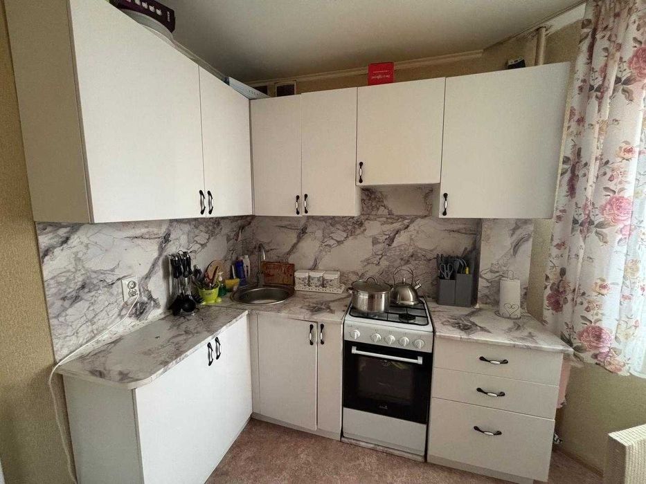 Продается 2 ком квартира мкр Аэропорт