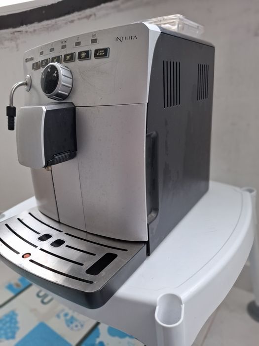 Кафемашини Delonghi perfecta cappuccino Saeco INTUITA