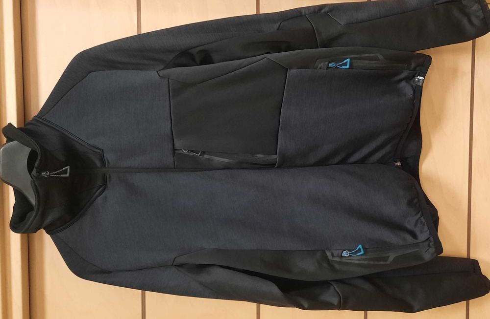 Mascot-Като Ново