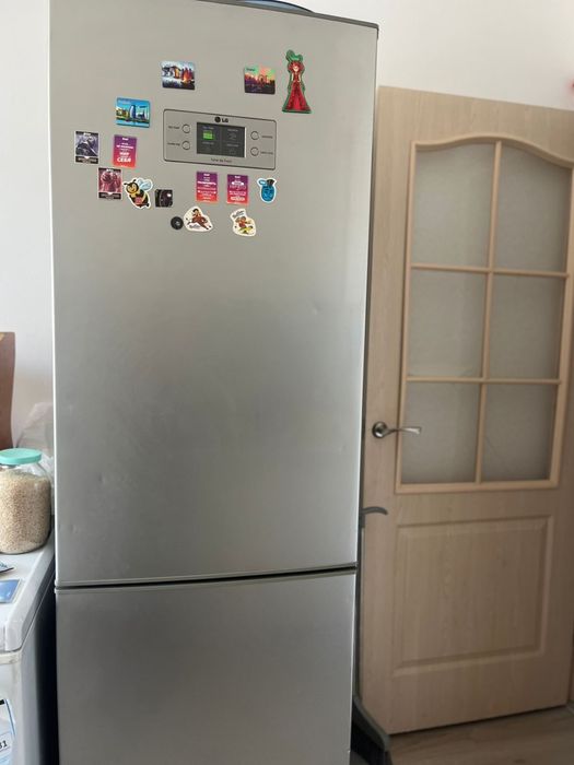 Холодильник в хорошем состоянии