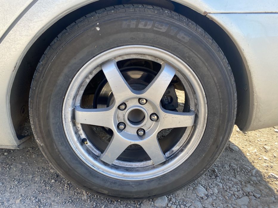 Продам покрышка с диском