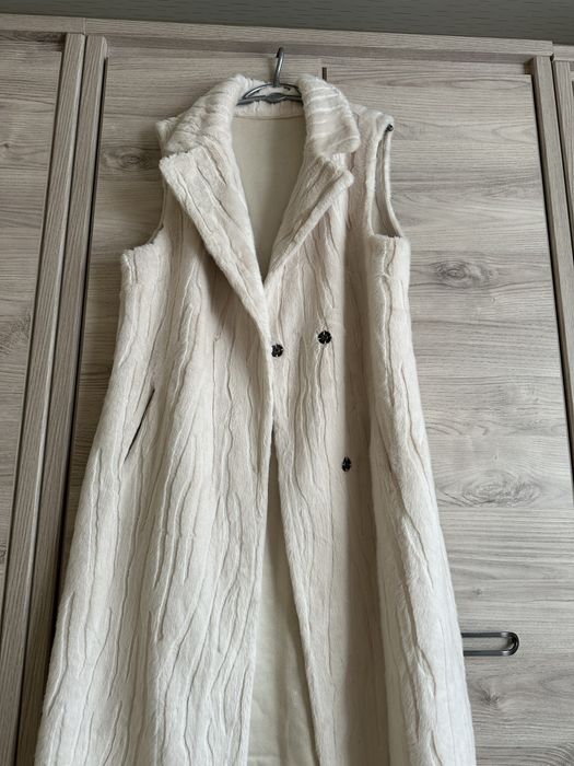 Продам без рукавку