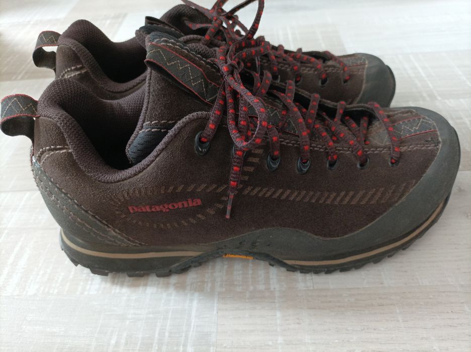 Patagonia туристически дамски обувки