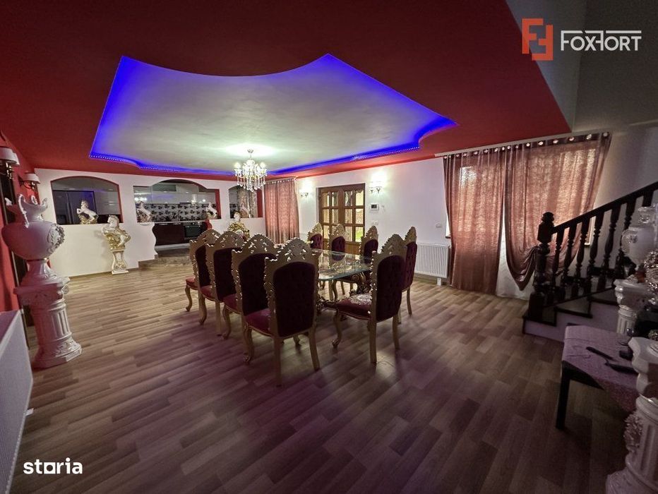 Casa individuala cu 12 camere, 400 mp utili - Bucovat