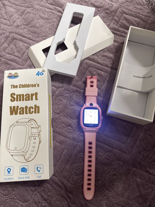 Детские смарт часы проктически новые