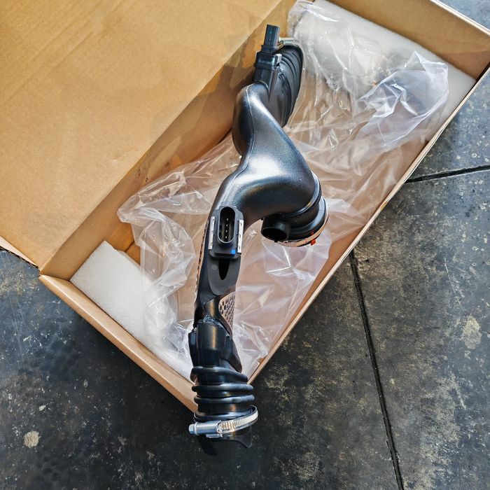 Tubulatura admisie aer Mercedes V6 euro 4 a6420908237