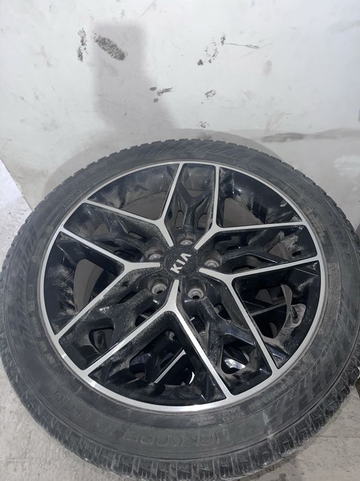 Продам шины с дисками Nokian Hakkapeliitta
