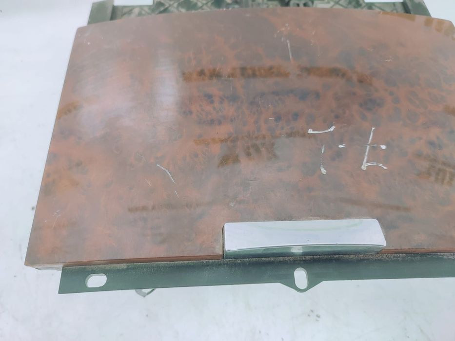 Scrumiera Volkswagen VW Touareg generatia 2 7P  [din 2010 pana  2014]