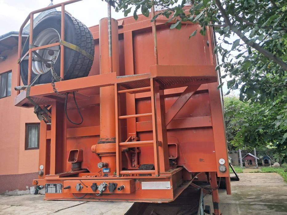 Vand camion Man,plus remorcă de cereale și de piatra