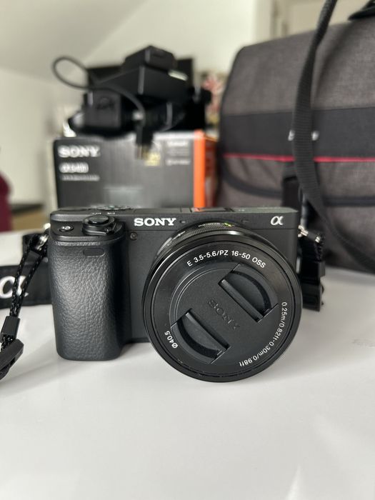 SONY A6400 cu toate accesoriile