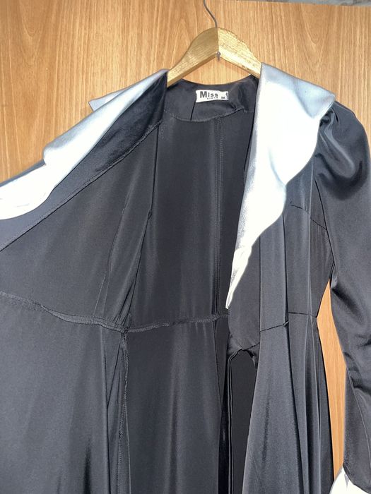 Вечернее атласное платье