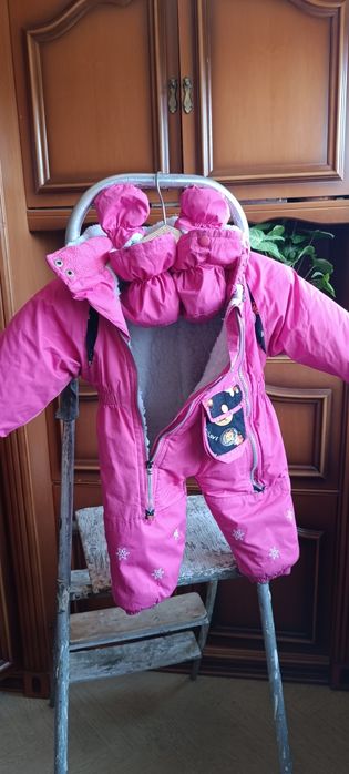 Продам детские комбинезоны