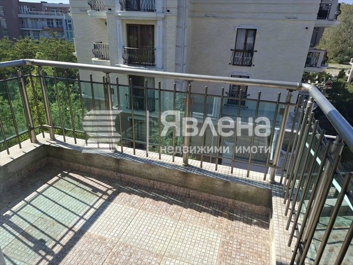 Продава се Двустаен апартамент в к.к. Слънчев бряг - 68 кв.м за 912 €/кв.м - Снимка #10