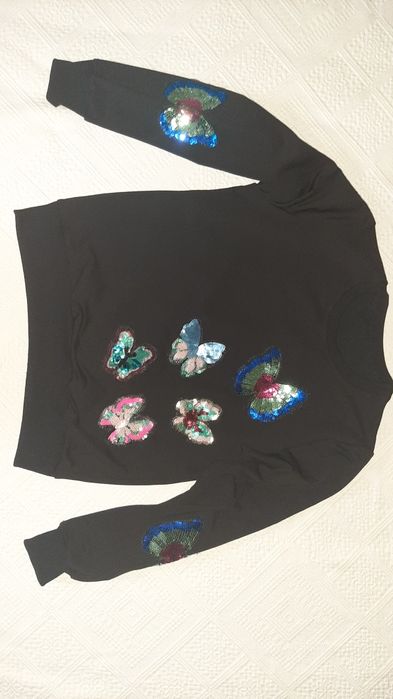 Trening marimea XXL de culoare negra cu aplicati de fluturi paietati