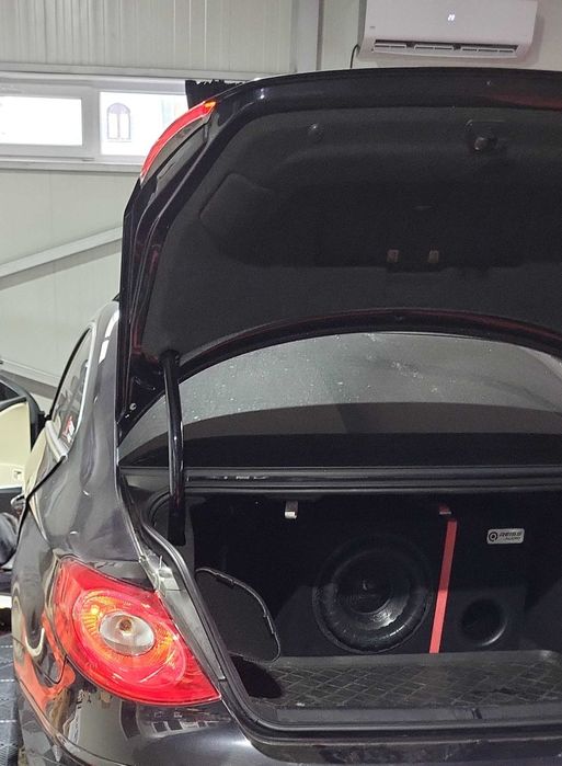 Subwoofer Reiss 12″ + incintă + Amplificator Soundmax 1000D