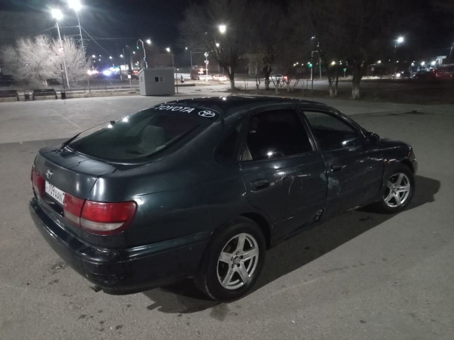 Тойота карина е объем 1.8