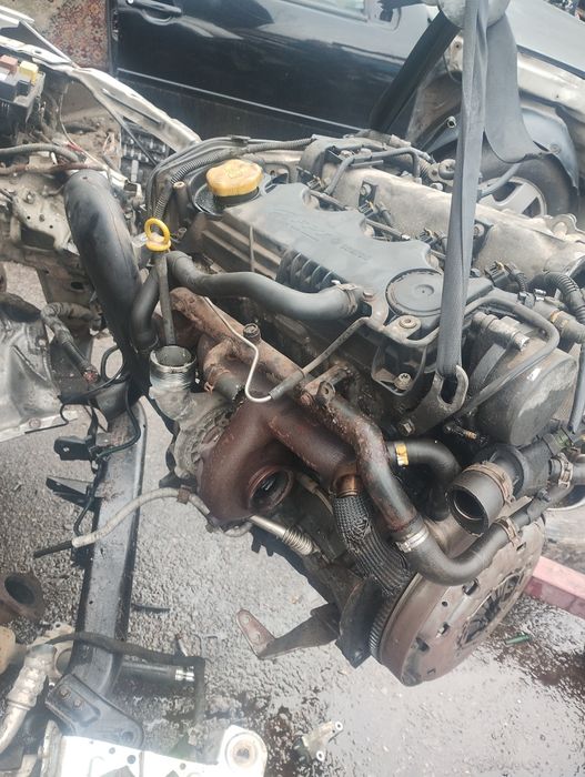 Двигател мотор opel astra h 1,9cdti 120кс