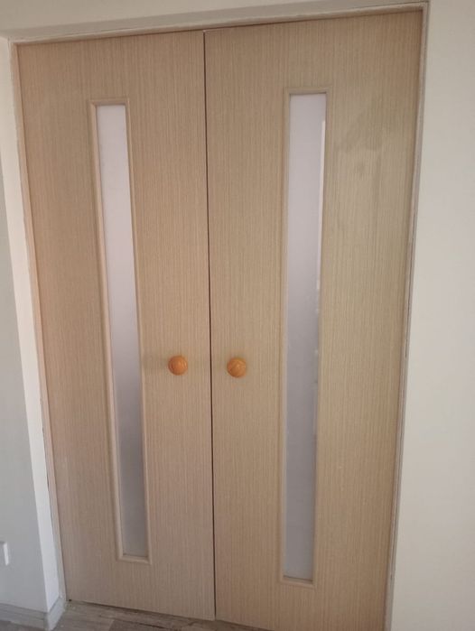 Продам межкомнатные двери